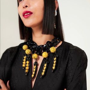 Iris Apfel H and M Black Yellow Pea Statement Necklace Rare Sold Out.